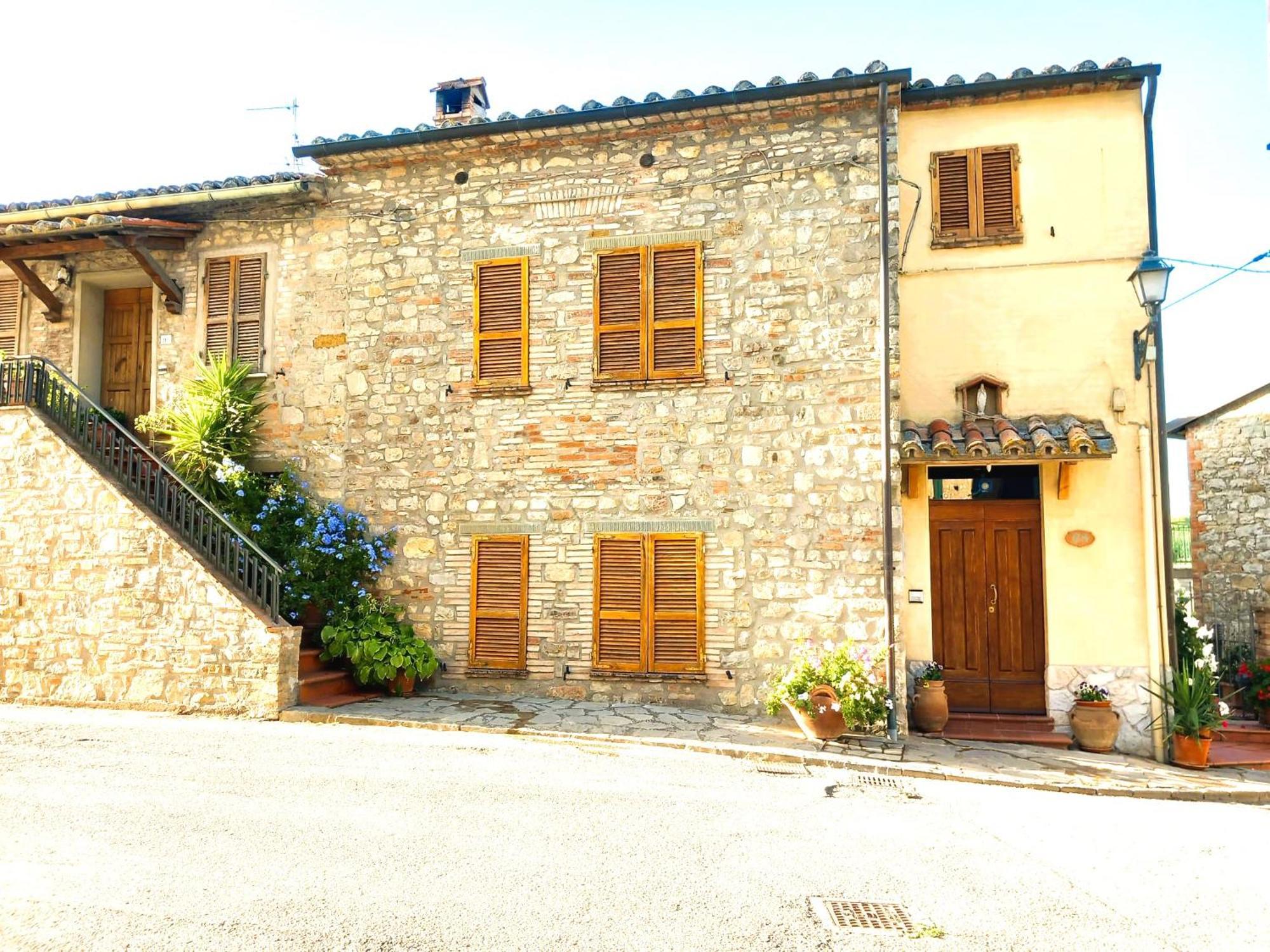 Borgo San Savino Guest House San Savino  ภายนอก รูปภาพ